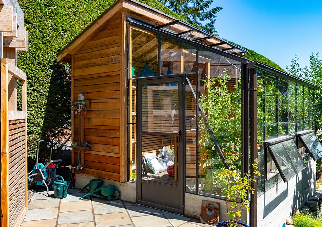 lean-to greenhouse