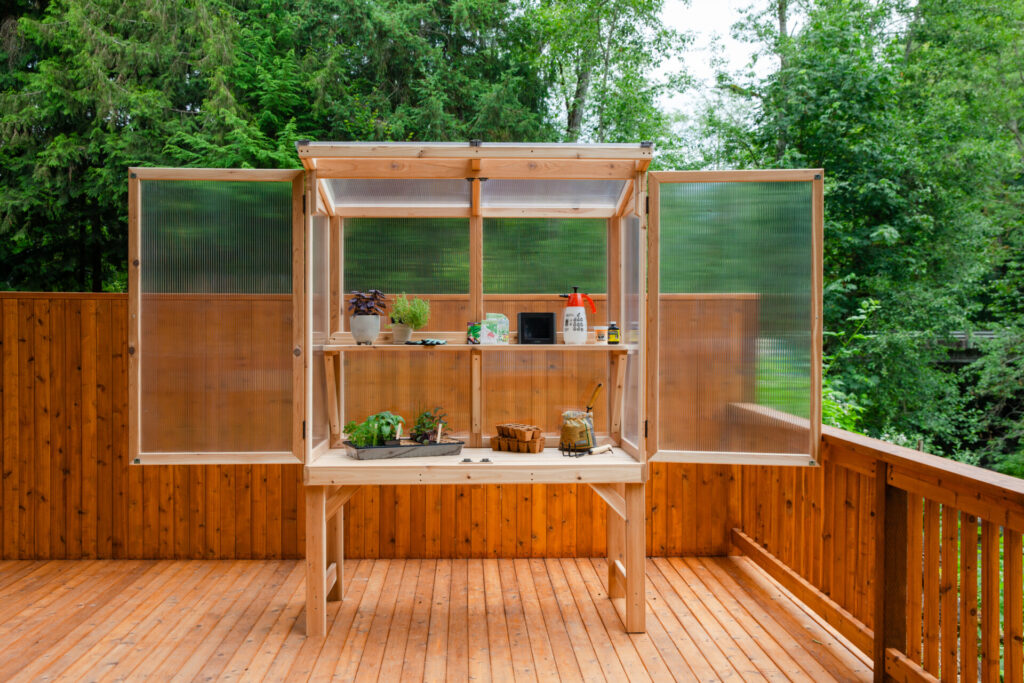 Charley's Victory Upright Cold Frame Bench