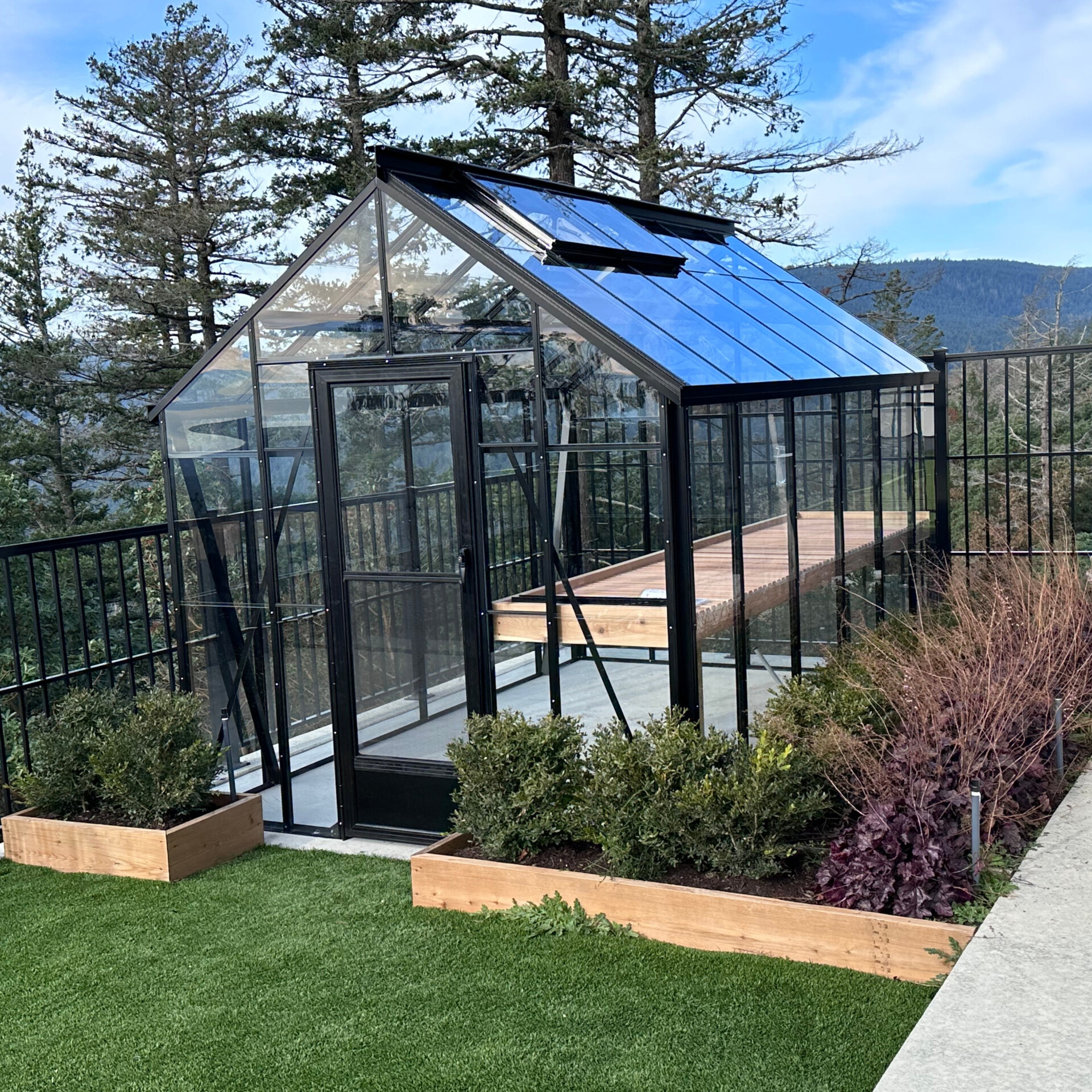 Cross Country Ready-to-Ship Westgrove Greenhouse Kit